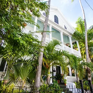 לינה וארוחת בוקר Old Town Manor, קי וסט